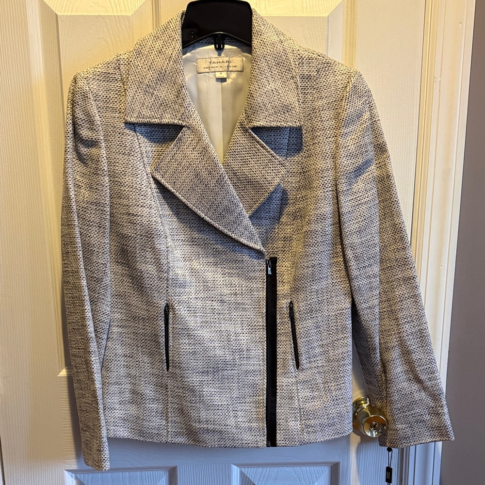Tahari Women's Gray Textured Blazer with zipper details